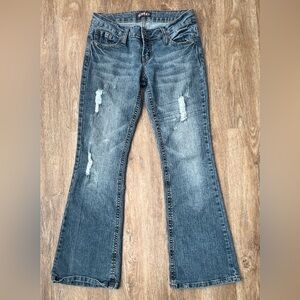 Bongo Jeans Women Size 9 Flirty Bootcut Low Rise Stretch Pants